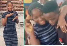 Nigerian man’s romantic proposal to his girlfriend in church trends
