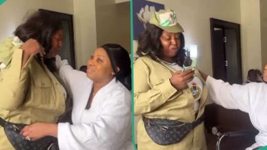 Corper tearfully hails older sister getting married for sponsoring her education