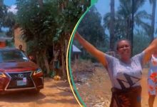 Nigerian lady shares new car her husband buys for her father-in-law, man sprays...