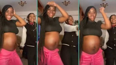 "People think she's my sister": Young-looking mum dances with daughter in video,...