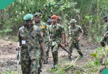 Watch video: Nigerian Soldier challenges IPOB members to a fight