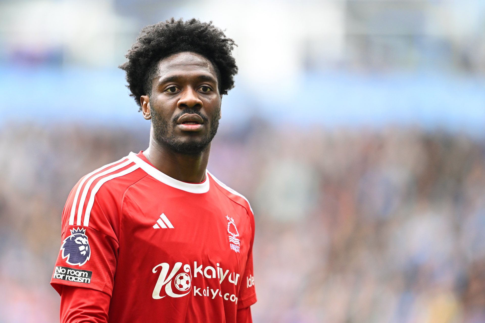 Ola Aina delighted to extend Forest contract