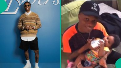 Old Video of Wizkid Feeding His 4th Son When He Was Baby Leaks, Fans React: “He’s So Cute”